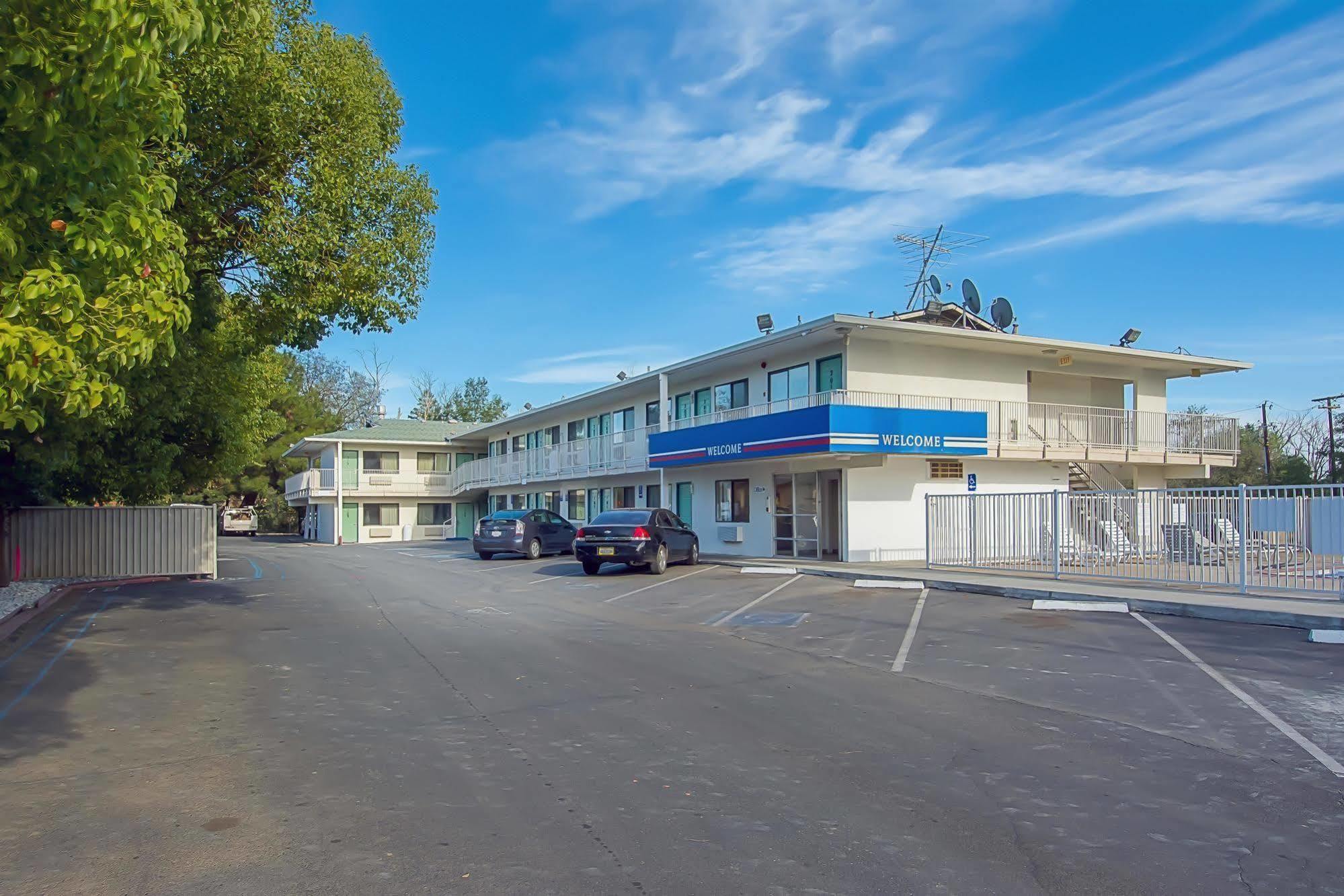 Motel 6-Red Bluff, Ca المظهر الخارجي الصورة